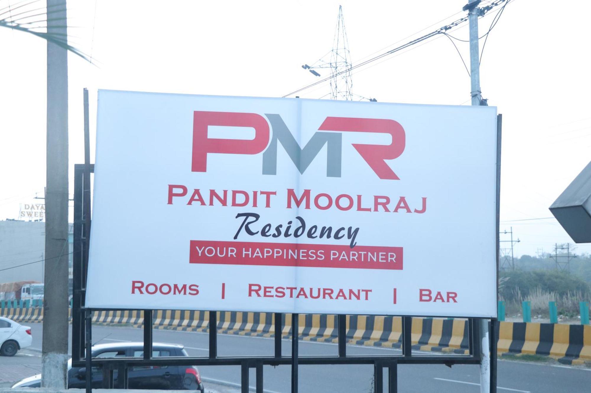 Hotel Pt Moolraj Residency Una  Exteriér fotografie