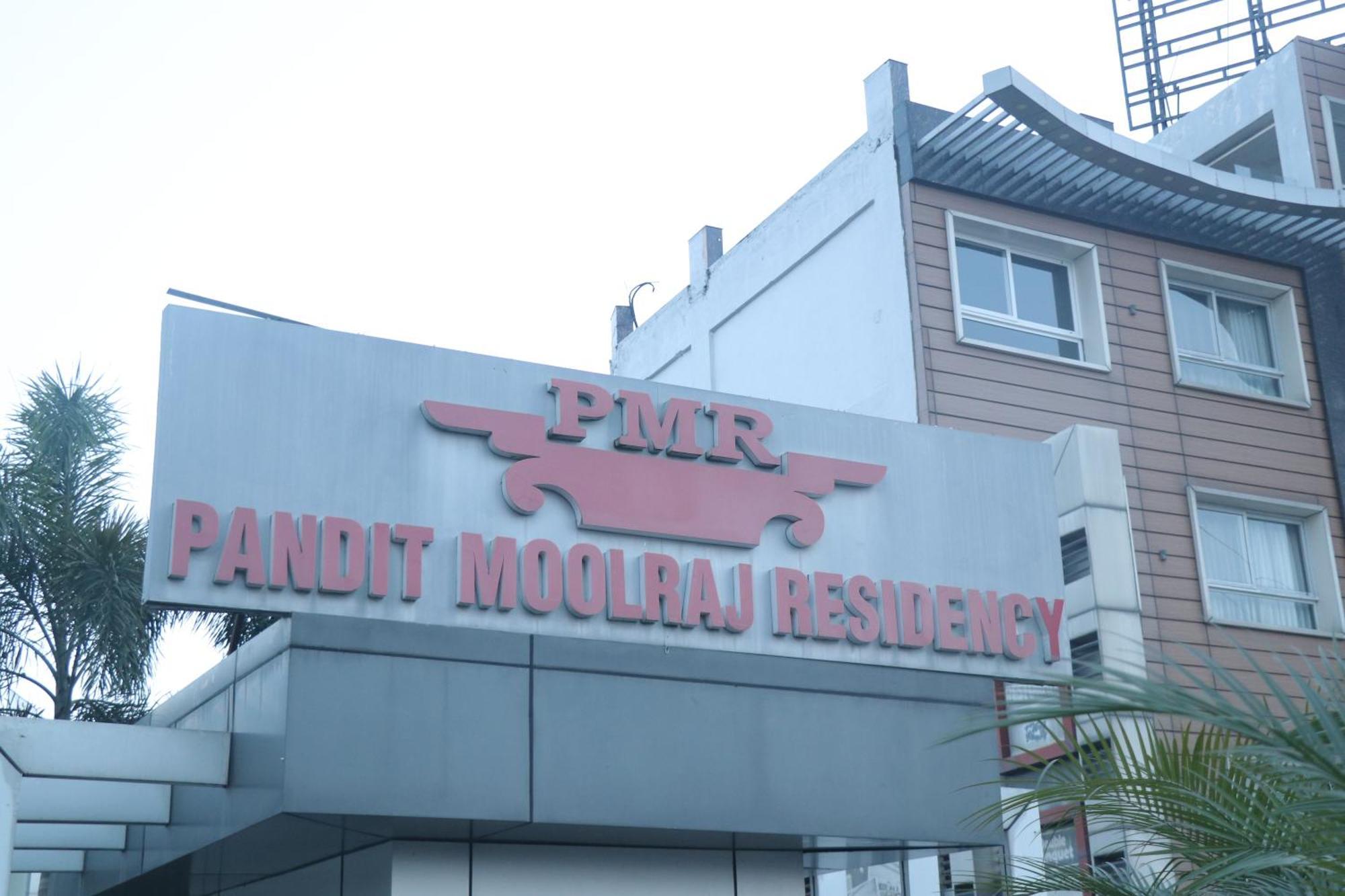 Hotel Pt Moolraj Residency Una  Exteriér fotografie