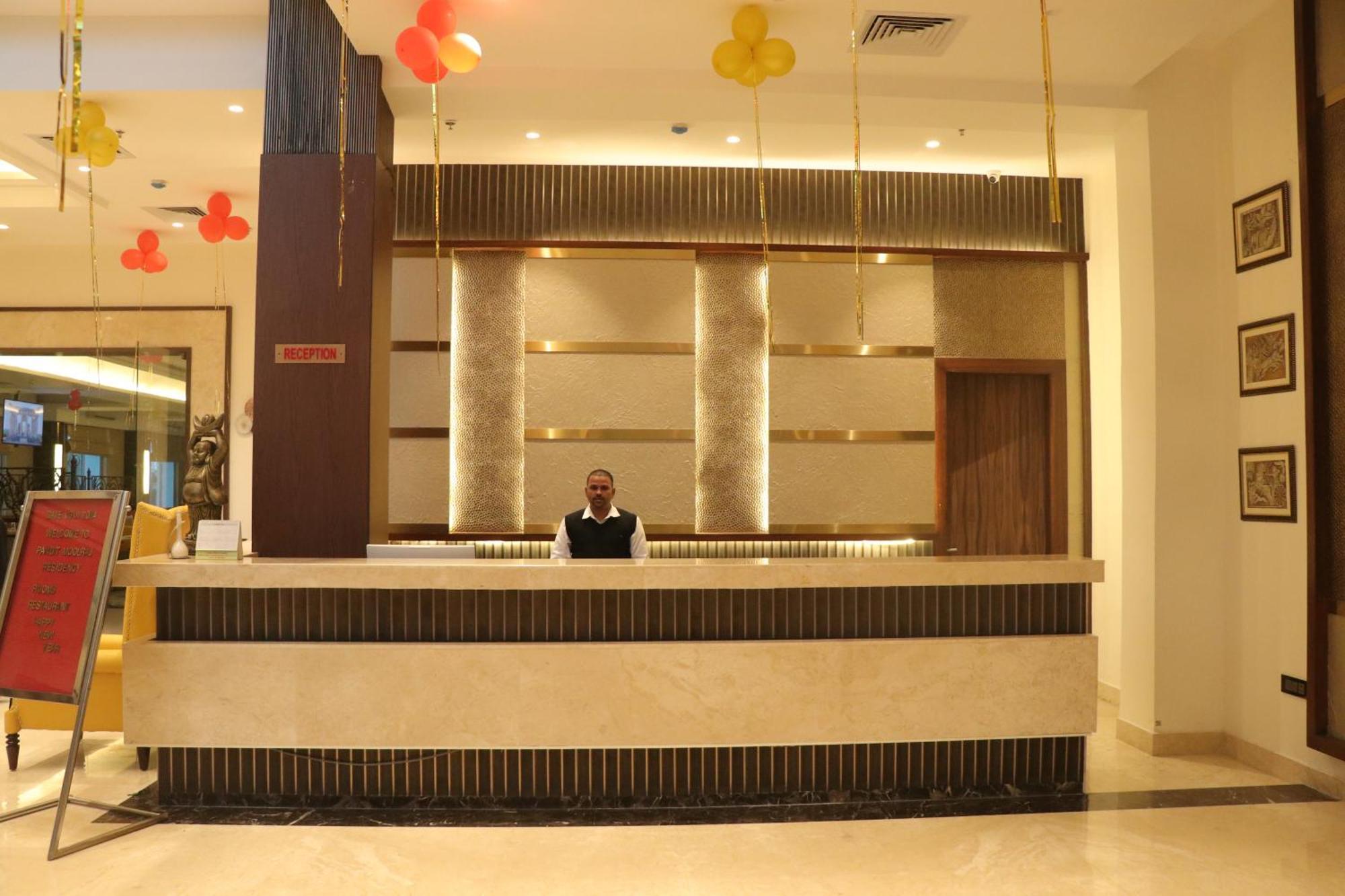 Hotel Pt Moolraj Residency Una  Exteriér fotografie