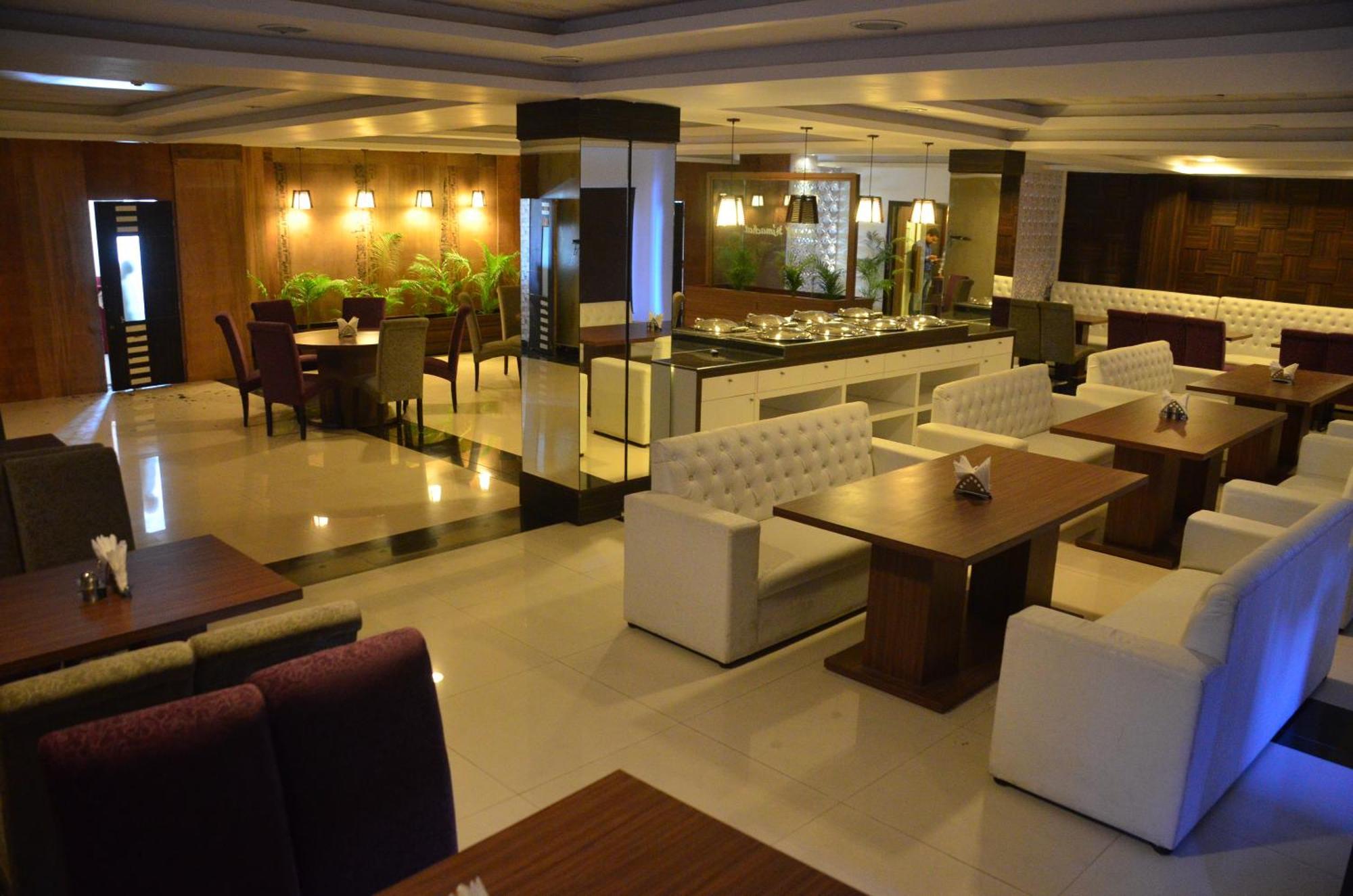 Hotel Pt Moolraj Residency Una  Exteriér fotografie